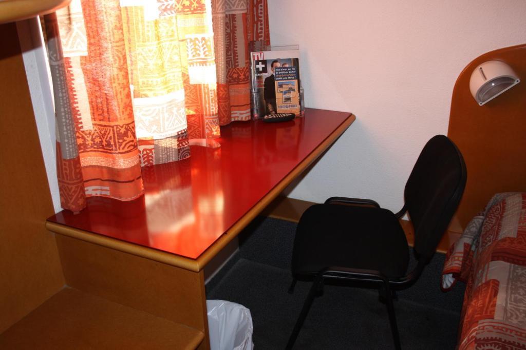 Quick Palace St Jean De Vedas - A709 Saint-Jean-de-Vedas Room photo